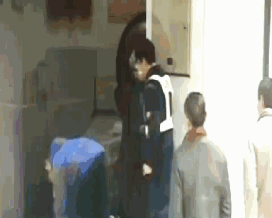 抬头与低头_kaiyun开云官方在线登录(图3) kaiyun网页登录入口