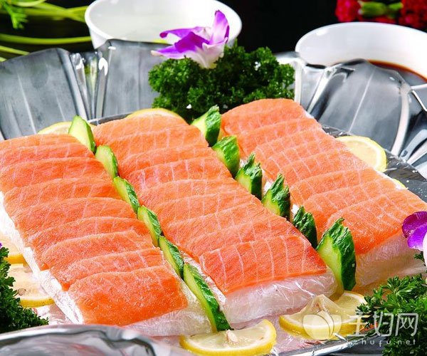 华为诺亚方舟实验室计算机视觉首席科学家田奇:六大前沿CV技术探索-kaiyun开云官方在线登录(图3) kaiyun开云官方在线登录