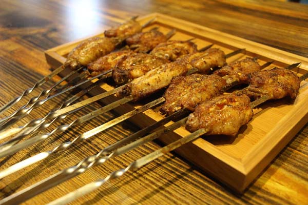 俄罗斯研发超级机器人 会开车以后还将上太空工作【kaiyun开云网页版】